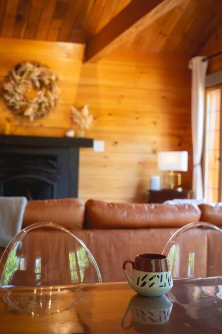 Chalet “Le Crepuscule” Chertsey Екстер'єр фото